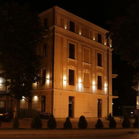 Hotel Gal Tarnów Esterno foto