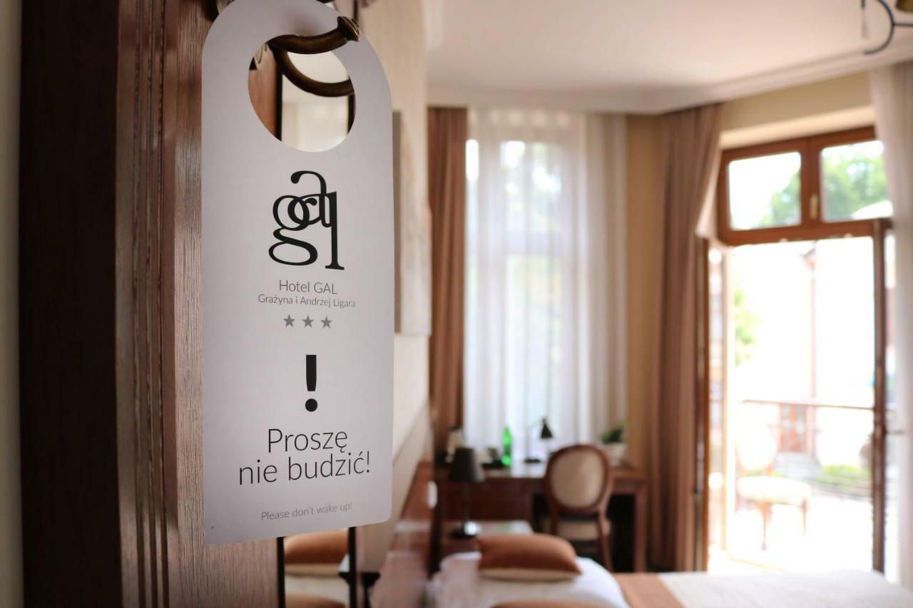 Hotel Gal Tarnów Esterno foto