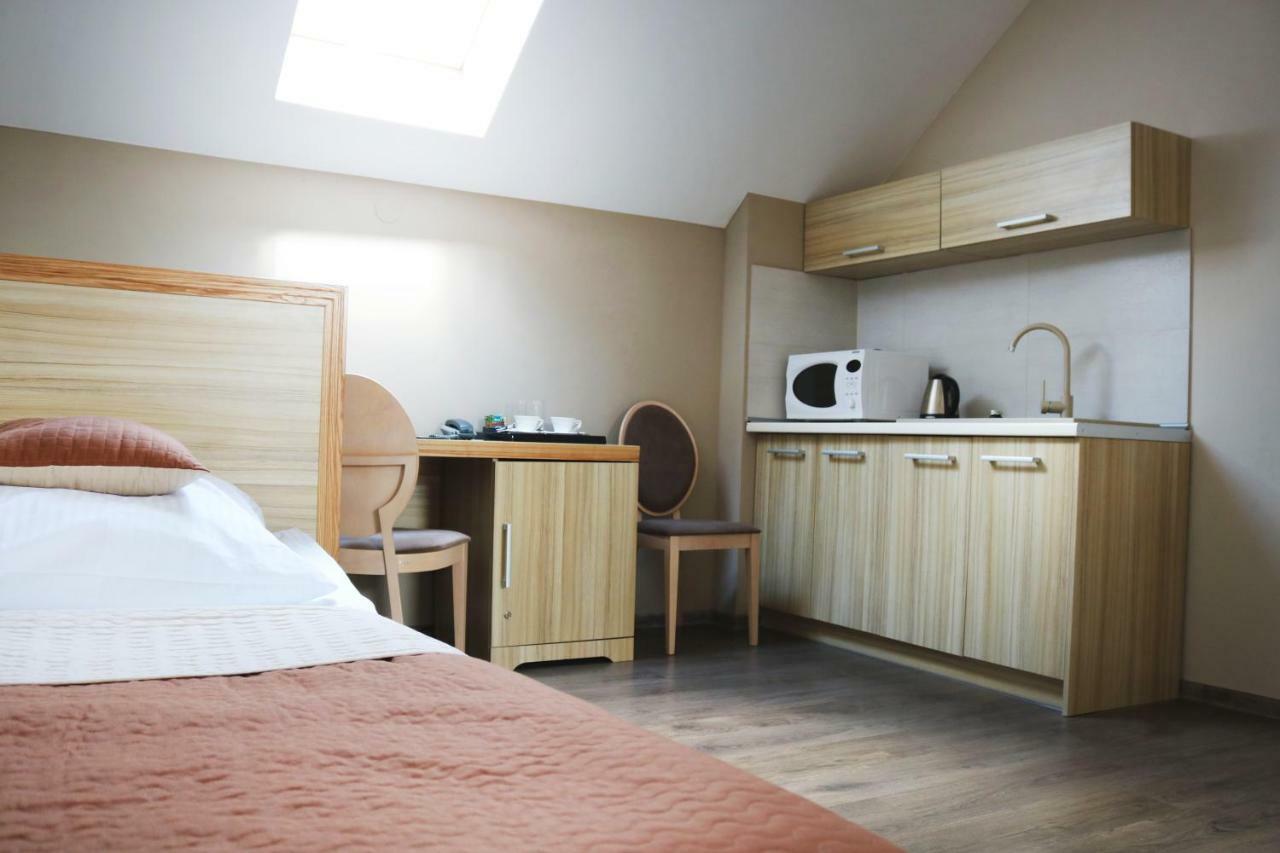 Hotel Gal Tarnów Esterno foto